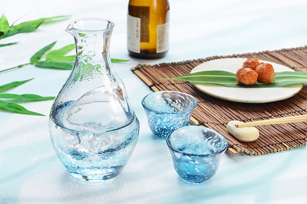 3-Piece Cold Sake Glass Set: Blue Carafe 300 ml, Glass 55 ml Alt Japansk