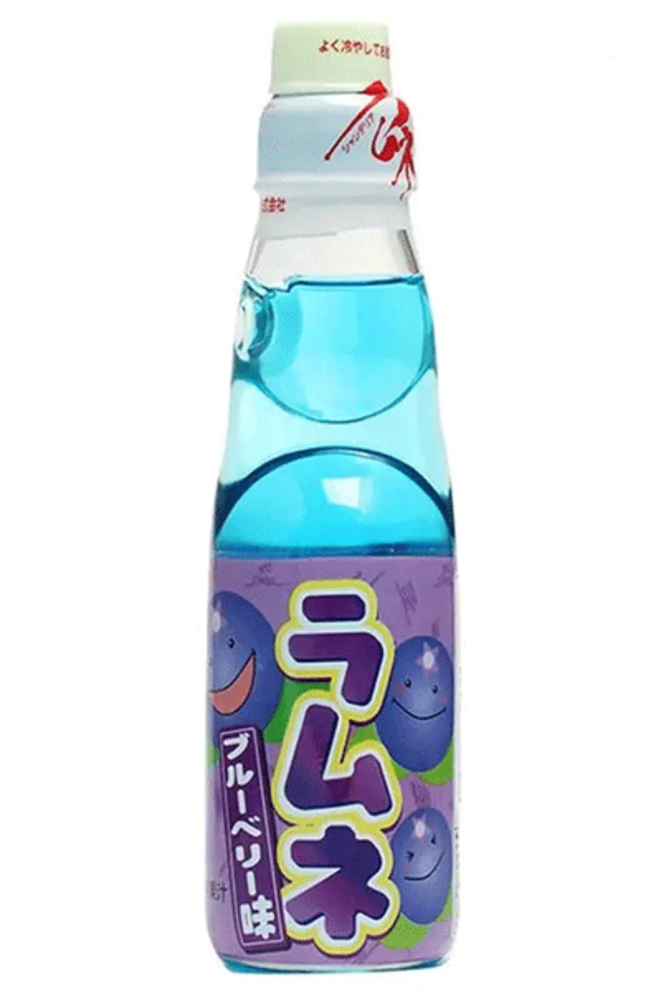 Hata Ramune Blåbær 200ml flaske, en japansk brus med søt blåbærsmak.