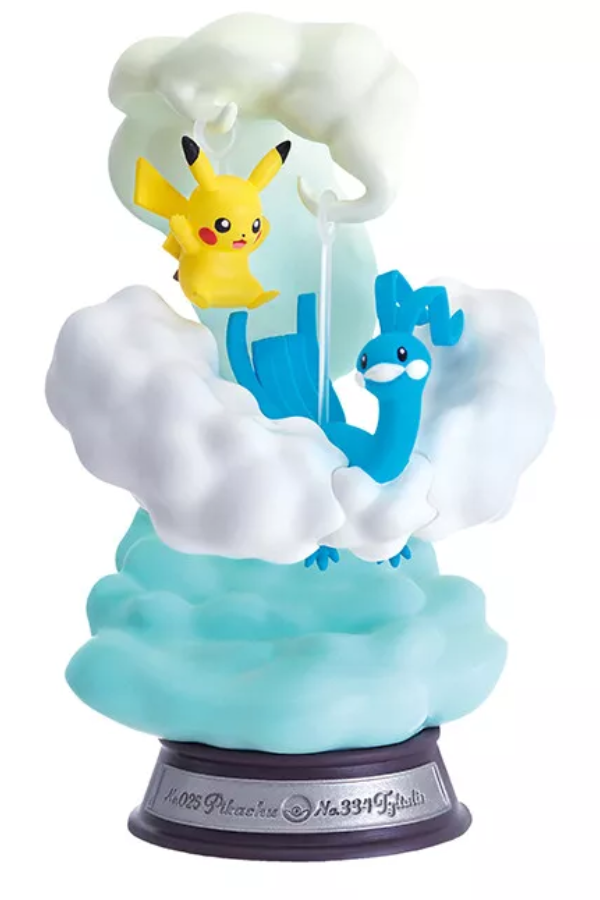Pikachu og Altaria figur fra Swing Vignette 2, der Pikachu sitter på Altarias rygg mens de henger.