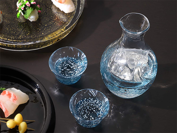 3-Piece Cold Sake Glass Set: Blue Carafe 300 ml, Glass 55 ml Alt Japansk