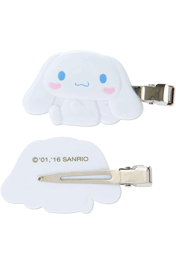 Et sett med to "Sanrio Original" hårspenner med Cinnamoroll-figurer.