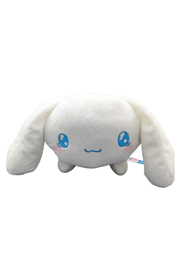 Den store Cinnamoroll-plysjbamsen fra FuRyu med et glad uttrykk.