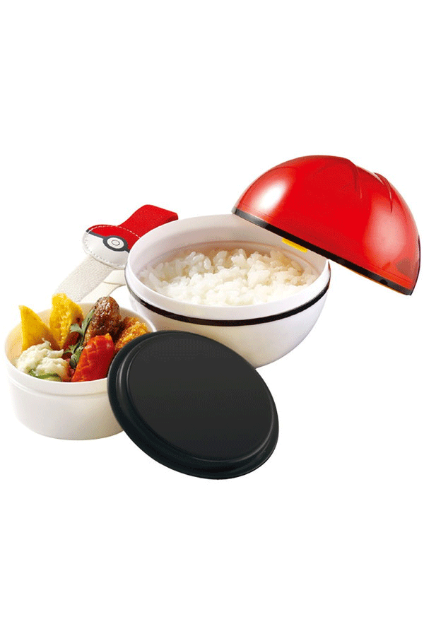 En kreativ bento-lunsj pakket i en Pokéball matboks.