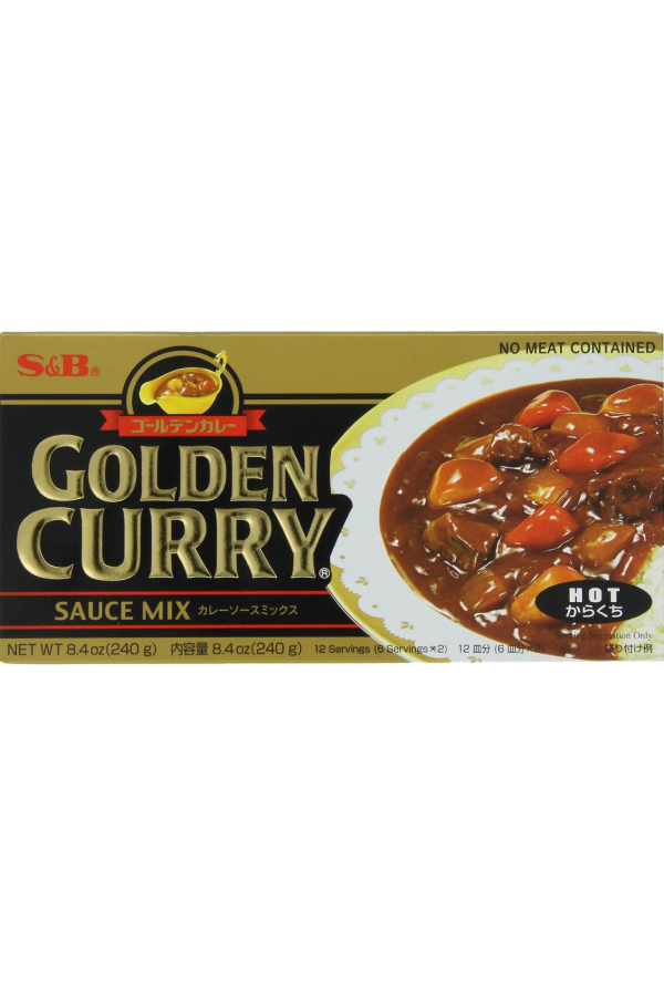 Eske med S&B Golden Curry Hot, sterk japansk curry roux, 220g